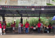 Potret Kemeriahan Warga Merayakan HUT RI