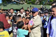 Presiden: Pembangunan Sekolah dan Hunian di NTT Menunggu Kondisi Aman
