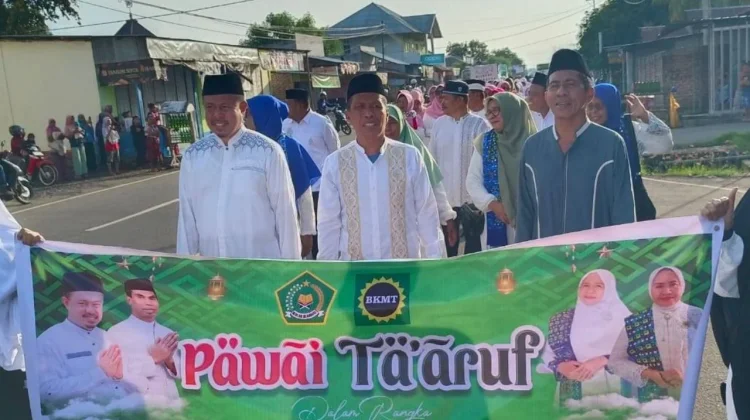 Pawai Ta’aruf Ramadhan 1447 H, Wabup Lembata Tekankan Spirit Kebersama