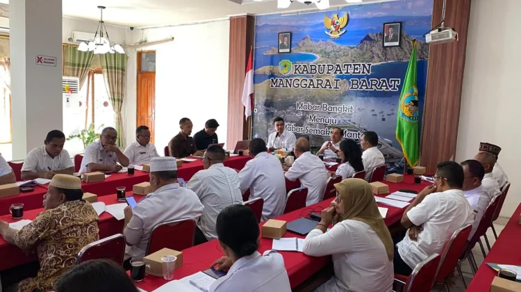 Pemkab Mabar Percepat Universal Coverage Jamsostek