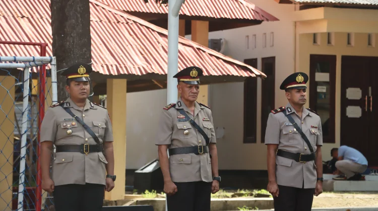 Kapolres Mabar Pimpin Sertijab Kasat Samapta, Penyerahan Jabatan Kasat Polairud