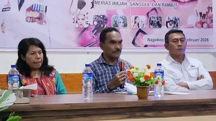 Pelatihan Tata Rias Dorong Daya Saing Anak Muda Nagekeo