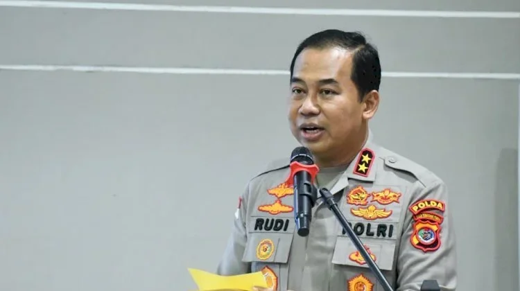 Kapolda NTT Luncurkan Buku Reflektif Tentang Pengabdian Humanis Polri