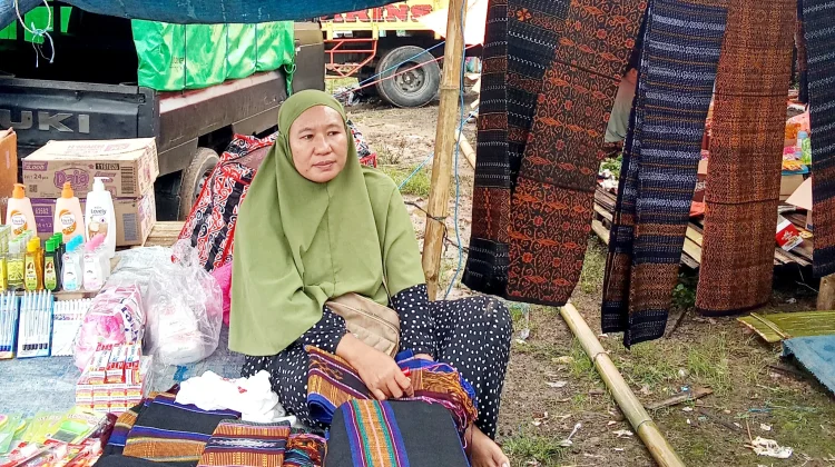 Menjaga Asa lewat Helai Tenun Wolowaru