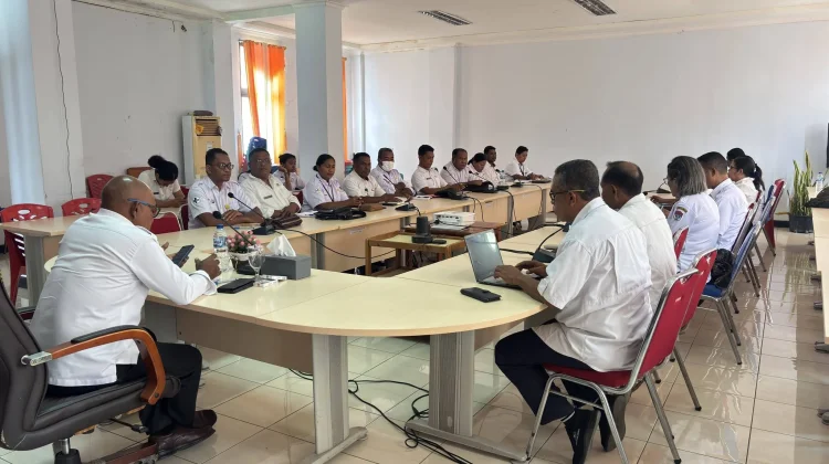 Bupati Lembata Evaluasi Kinerja Kesehatan untuk Perkuat Mutu Layanan Puskesmas