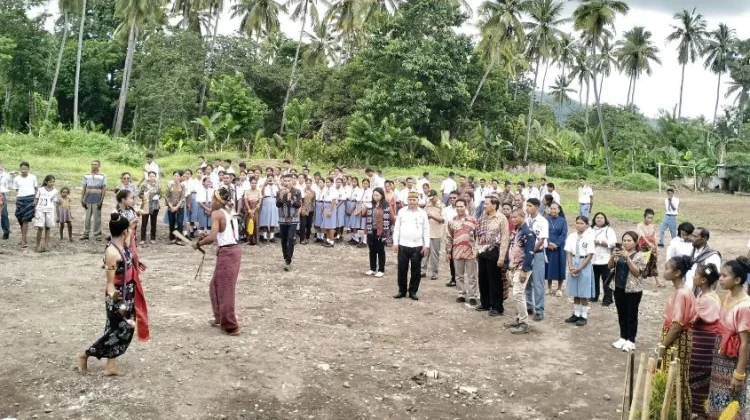 Direktur Pendidikan Katolik Tinjau Gedung Baru SMAK St. Yosef