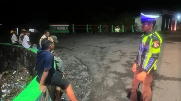 Patroli Lampu Biru Satlantas Flores Timur Jaga Ketertiban Malam Larantuka