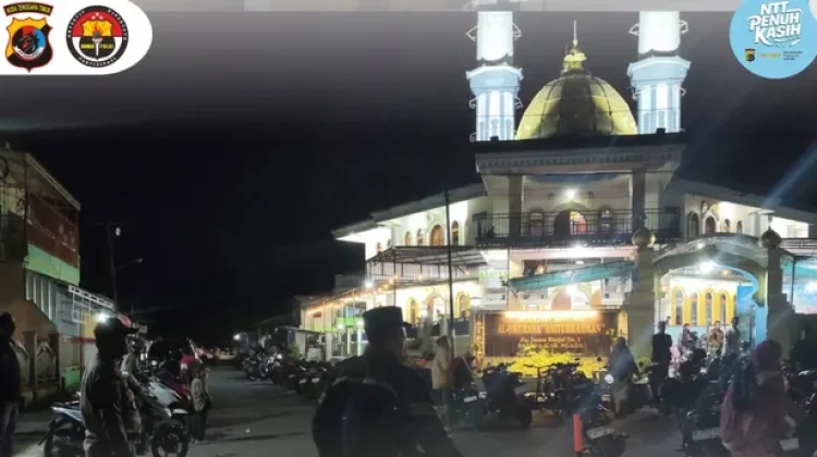 Polres Ngada Amankan Shalat Tarawih Ramadhan