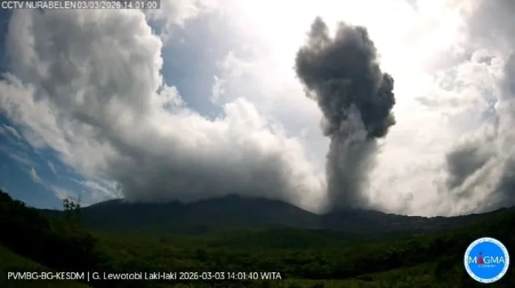 Erupsi Kedua Lewotobi, Abu Tembus 1.500 Meter