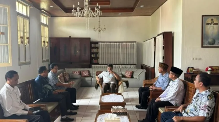 Sinergi Pemerintah dan Gereja Bahas Isu Kemanusiaan dan Pendidikan di Flores