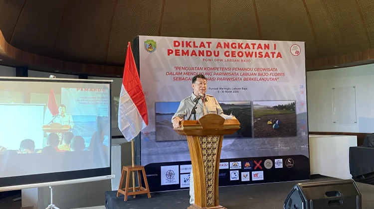 Wabup Manggarai Barat: Pemandu Wisata Kunci Promosi Destinasi