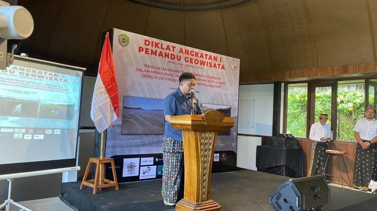 Kunjungan Wisata Labuan Bajo Tembus 500 Ribu, Pemandu Geowisata Diperkuat