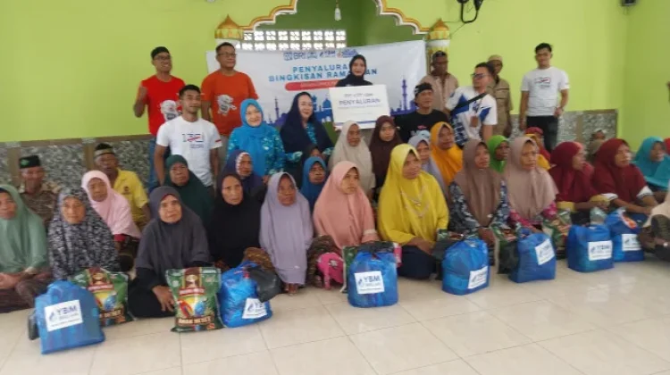 60 Keluarga di Paga dan Ubomoro Terima Bantuan Ramadan