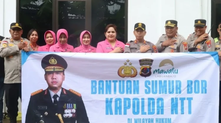 Kapolda NTT Bantu Sumur Bor di Polres Manggarai Barat