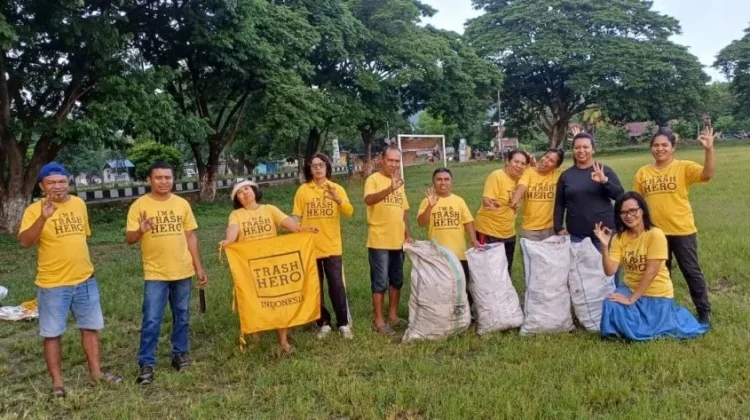 Gerakan Ekoteologi Kemenag Nagekeo - Trash Hero, Jaga Alam Sebagai Manifestasi Iman