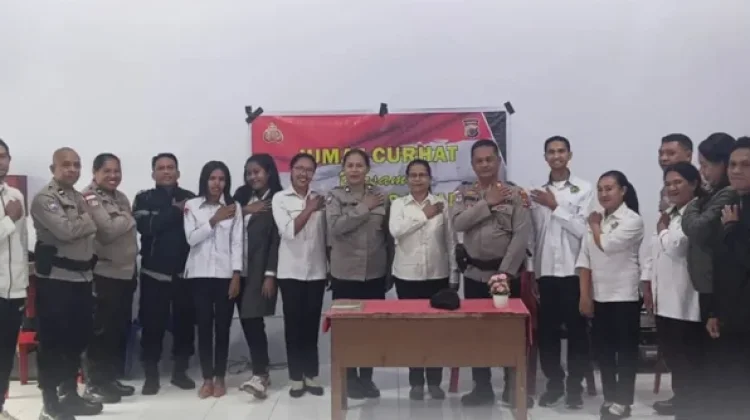 Polres Ngada Gelar Jumat Curhat di SMAK Langa