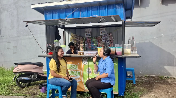 Berkah di Balik Gelas UMKM Ramadhan Ende