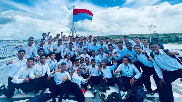 Enam Pemuda Sikka Lolos Seleksi Prajurit TNI AL