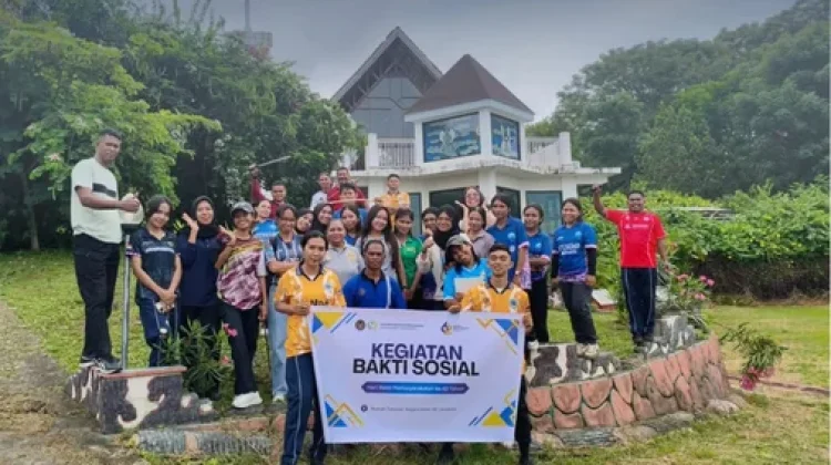 Warga Binaan Ikut Bersihkan Taman Doa Bukit Fatima Larantuka