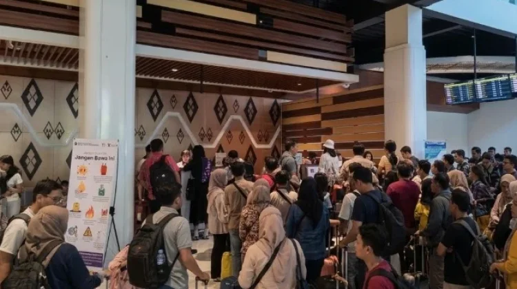 Arus Mudik Bendara Ende Naik, Puncak Terjadi 14 Maret 2026