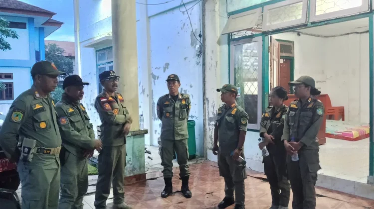 Satpol PP Tertibkan PKL dan Temukan Pelanggaran Aset