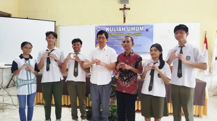 Yohanes Surya Ungkap Potensi Hebat Anak NTT