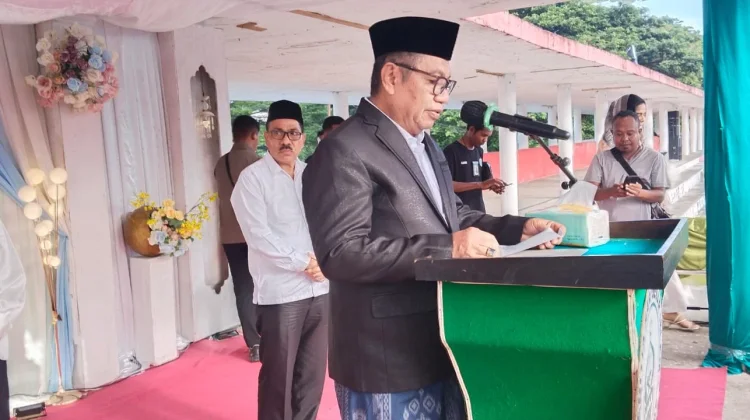 Wabup Ende Hadiri Salat Idulfitri Lapangan Pancasila