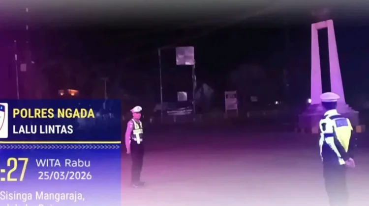 Satlantas Polres Ngada Gelar Patroli Lampu Biru di Bajawa
