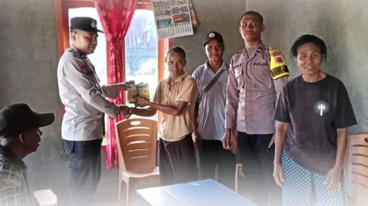 Bhabinkamtibmas Desa Tarawali Aktif Sambang dan Bantu Petani