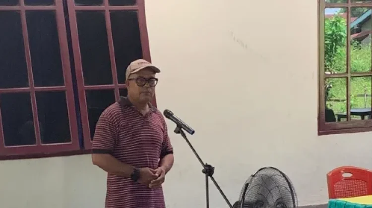 Cosmas Din Kembali Terpilih Ketua RT 04 Paupire