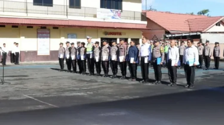 Wakapolres Ngada Tekankan Disiplin saat Apel Pagi