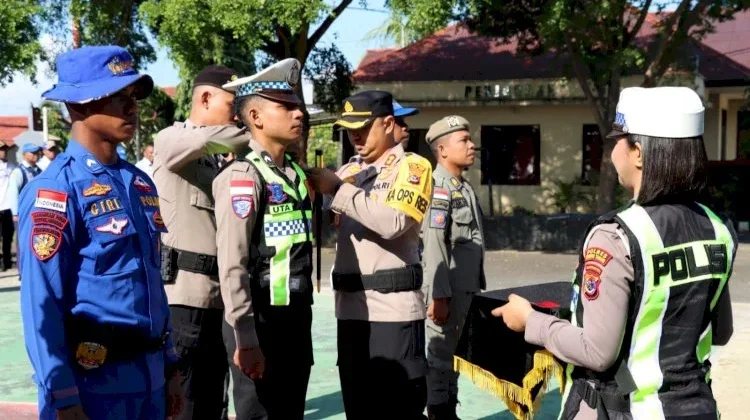 Polres Flotim Gelar Apel Pasukan Amankan Semana Santa 2026