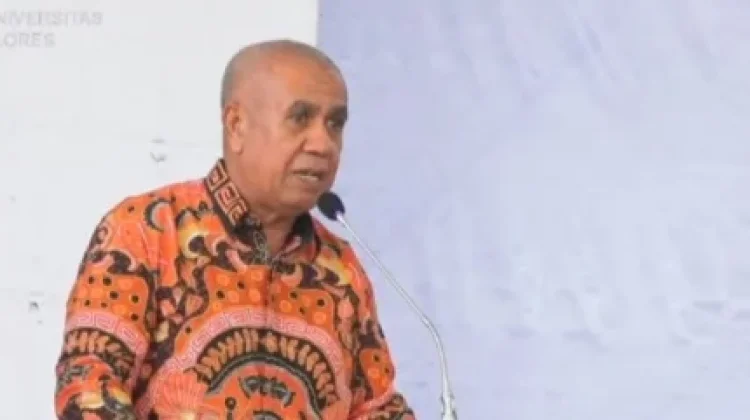 Pengukuhan Guru Besar Menjadi Momentum Bersejarah Bagi Uniflor
