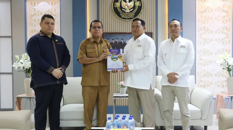 Gubernur NTT Serahkan LKPD Provinsi NTT ke BPK RI Perwakilan NTT
