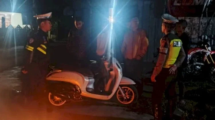Antisipasi Balap Liar dan Laka Lantas, Polres Manggarai Gelar Patroli Malam