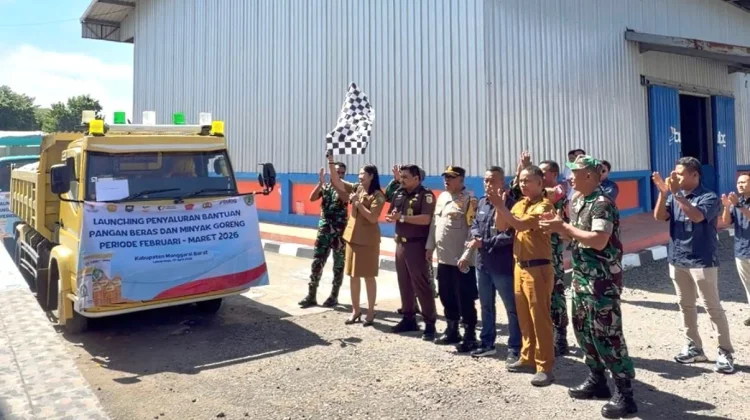 BULOG Distribusikan Bantuan Pangan kepada 41 Ribu Penerima di Manggarai Barat