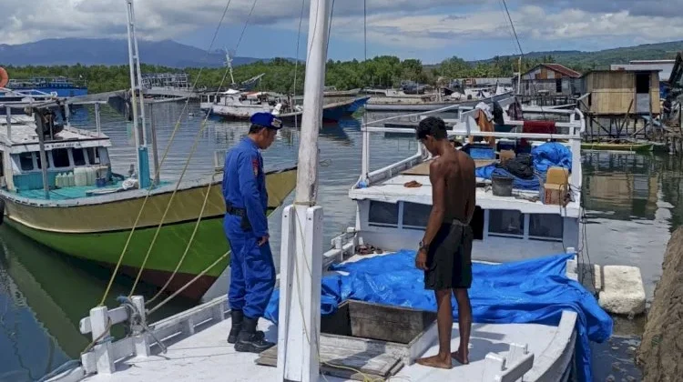 Patroli Satpolairud Sikka Perketat Pengawasan Pesisir Wuring
