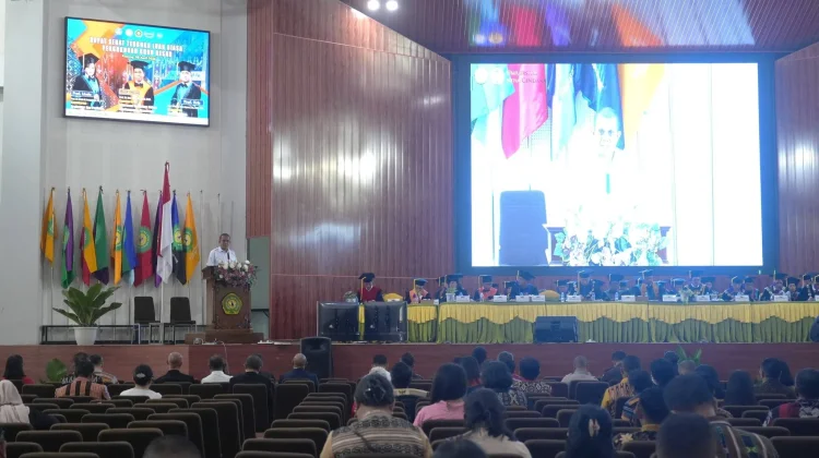 Pengukuhan Guru Besar Undana, Gubernur Dorong Kolaborasi Akademisi - Pemerintah