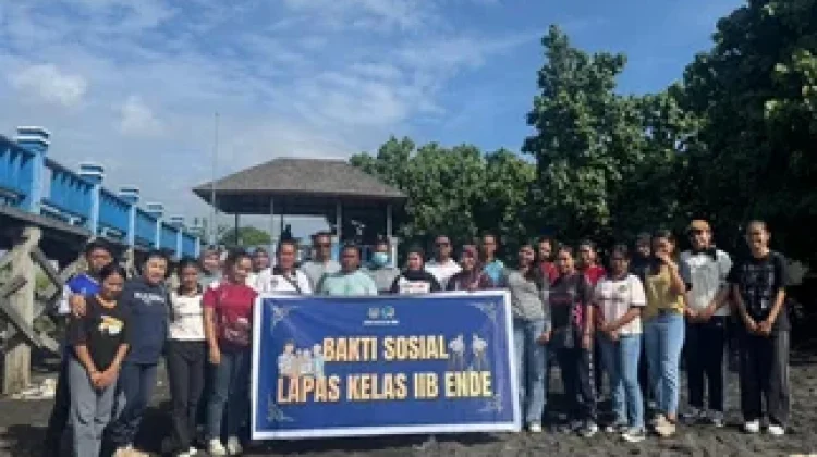 Lapas Ende Bersih-Bersih Pantai Bita Peringati HBP Ke-62