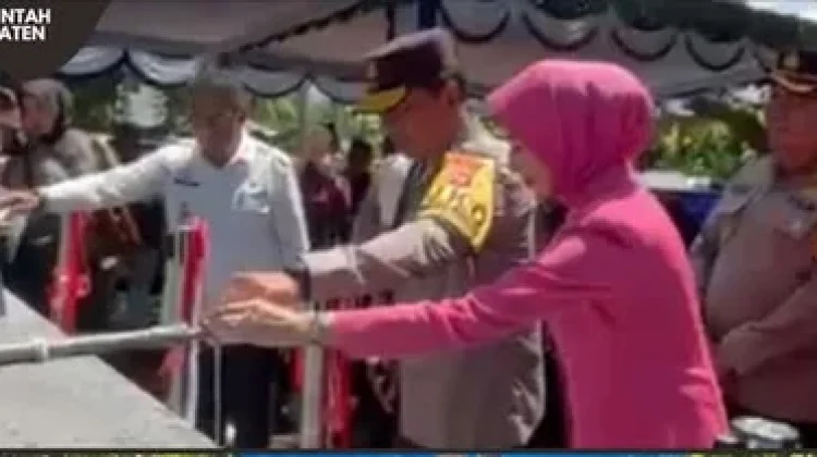 Pemkab Ende Apresiasi Bantuan Sumur Bor dari POLRI