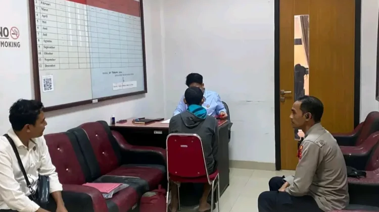 Polres Ngada Limpahkan Tersangka Penganiayaan ke Kejaksaan