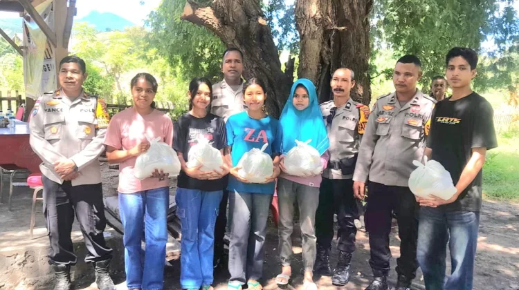 Sat Binmas Polres Nagekeo Gelar Bansos dan Himbauan Kamtibmas