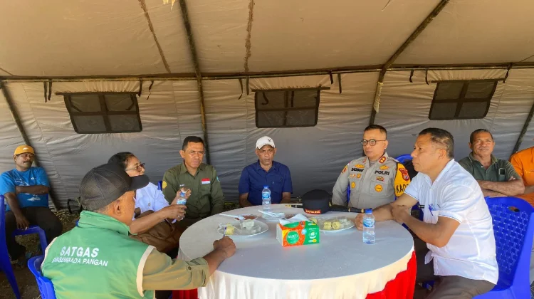Kapolres Nagekeo Pastikan Kelancaran Distribusi Hasil Panen Jagung