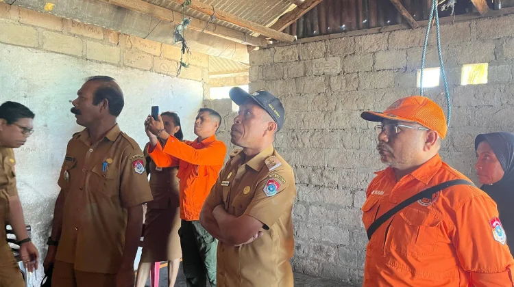 Pemkab Lembata Tinjau Dampak Gempa Babokerong