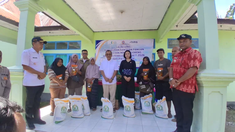 Pemkab Ende Salurkan Bantuan Pangan ke 49 Ribu KPM