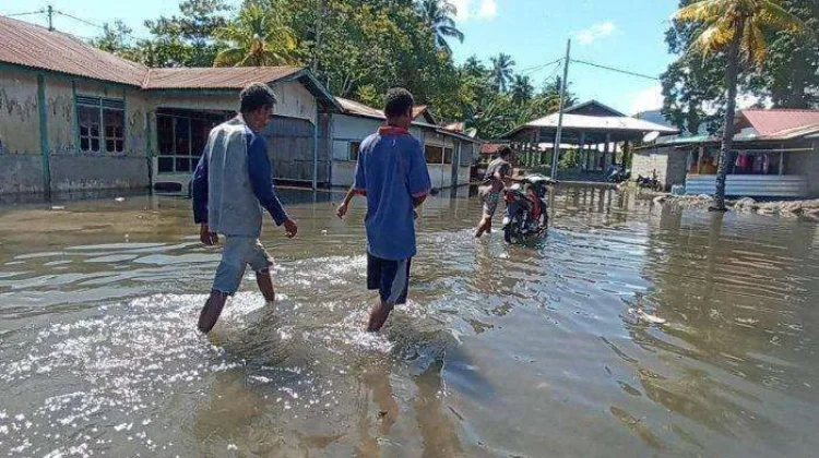 BMKG Imbau Waspada Banjir Rob di NTT