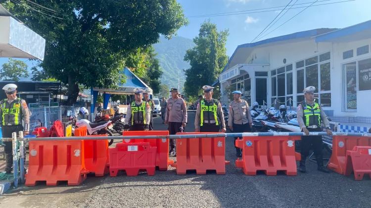 Polres Ende Uji Kesiapsiagaan Personel lewat Sispam Mako