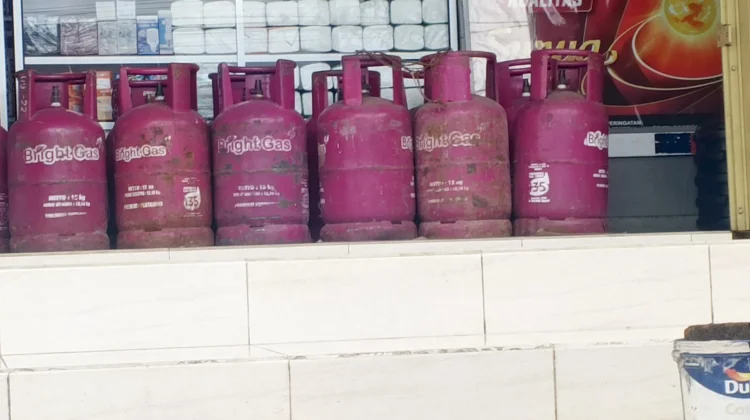 Kelangkaan LPG di Ruteng Manggarai, Pengecer Soroti Distribusi dan Harga Naik