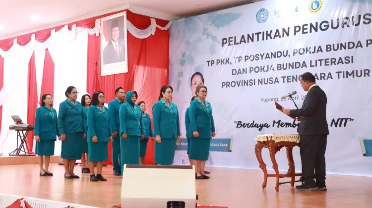 Pelantikan Pengurus PKK, Posyandu dan Literasi, Gubernur NTT Tekankan Kolaborasi