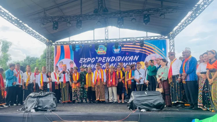 Expo Hardiknas Manggarai Timur, Bupati Agas Dorong Pendidikan Berbasis Budaya